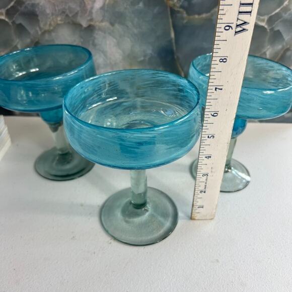 Hand blown Margarita Glasses Set of 3 6.5" Tall Aqua Blue Swirl Unmarked - Picture 8 of 9